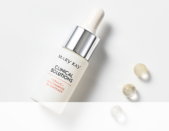 Close up of Mary Kay Clinical Solutions Ferulic + Niacinamide Brightener