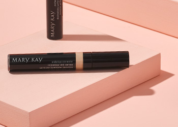 Soldier shots of concealers on a beige background.