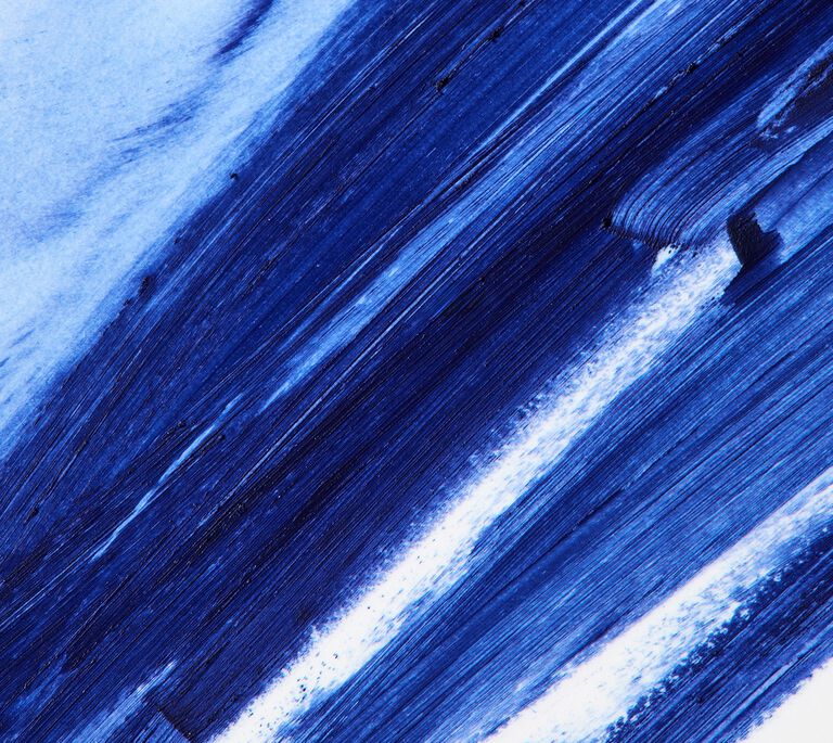 Close-up of a blue eyeliner swipe